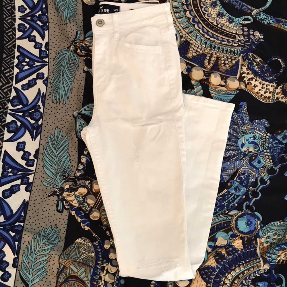 Hollister Super High Rise Destroyed White Jeans